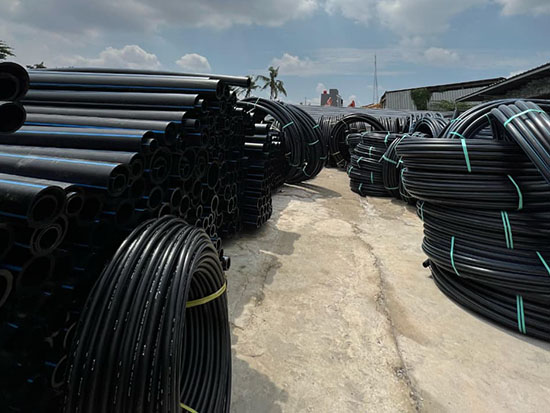Laris Pipa HDPE (5) Laris Pipa HDPE (5)